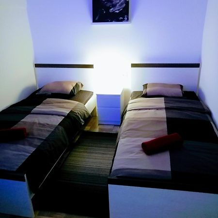 Zpula Center Studio Apartments מראה חיצוני תמונה