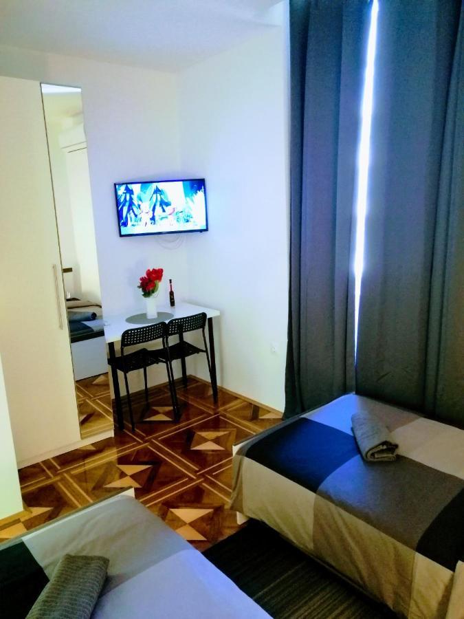 Zpula Center Studio Apartments מראה חיצוני תמונה