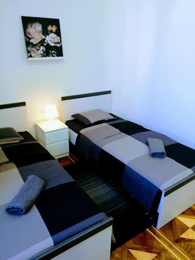 Zpula Center Studio Apartments מראה חיצוני תמונה