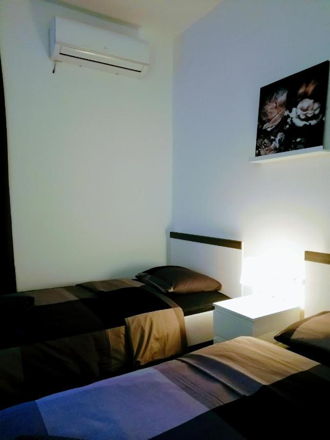 Zpula Center Studio Apartments מראה חיצוני תמונה