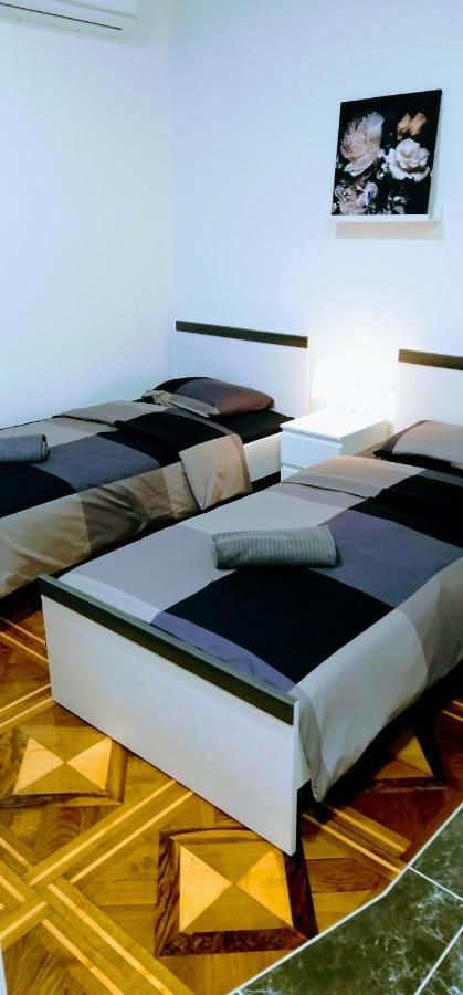 Zpula Center Studio Apartments מראה חיצוני תמונה