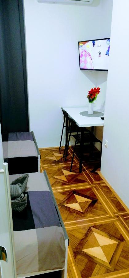 Zpula Center Studio Apartments מראה חיצוני תמונה
